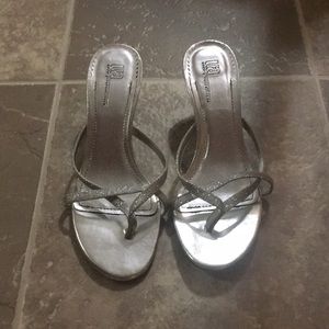 Silver pumps
